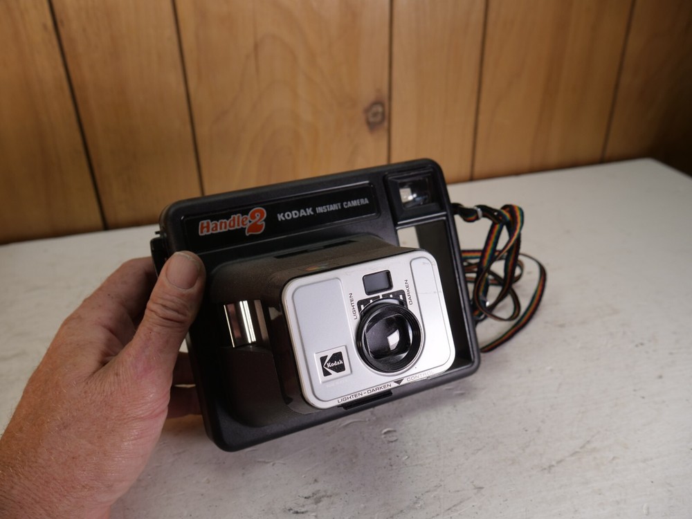 Vintage Kodak Handle 2 1979 Instant Camera In Original Box