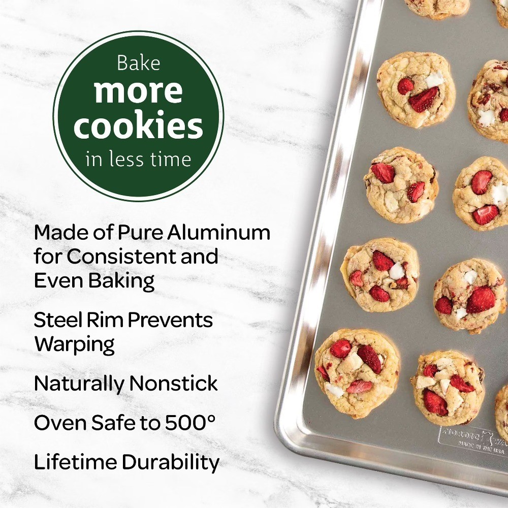 Naturals 21" x 15" Aluminum Extra Large Rectangular Cookie & Baking Sheet Pan
