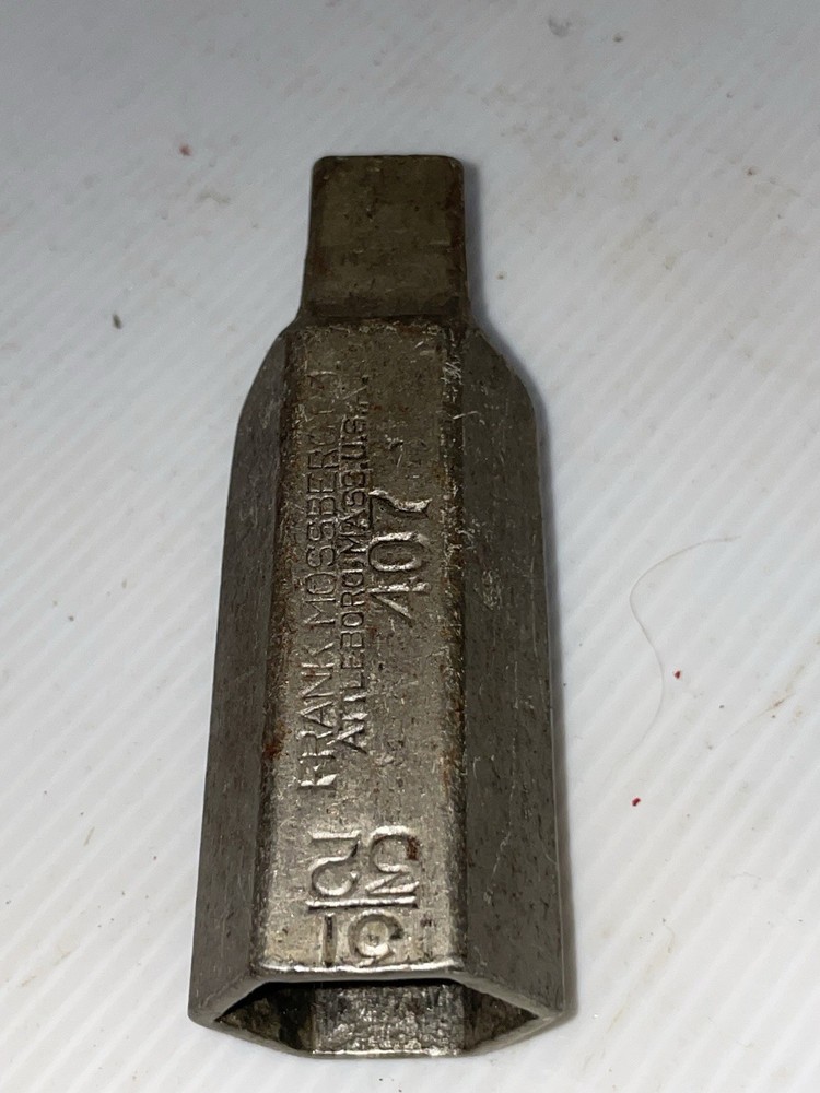 2 Vintage Franklen Mosberge Socket Wrenches #407