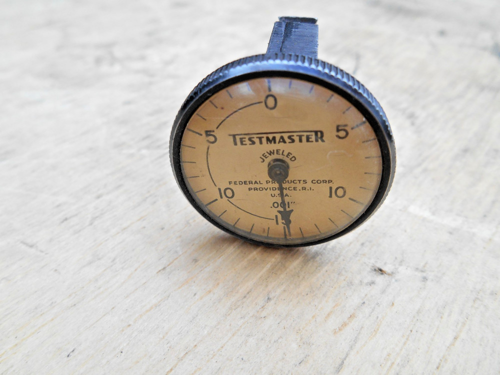FEDERAL MODEL 5 DIAL INDICATOR , .001"