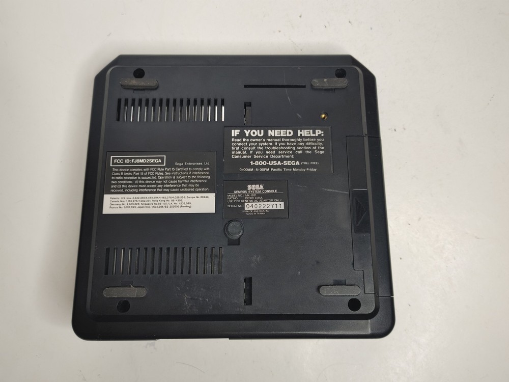 SEGA Genesis Model 2 Console Bundle w/ Controller, Power & AV Cables + Sonic 2