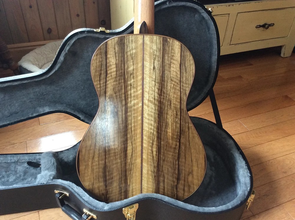 Hand-Crafted All Solid Wood Classical Guitar