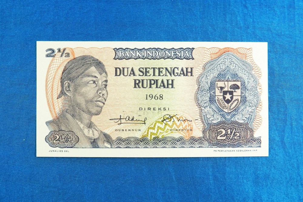1968 Indonesia 2½ Rupiah Banknote *P-103* *UNC*