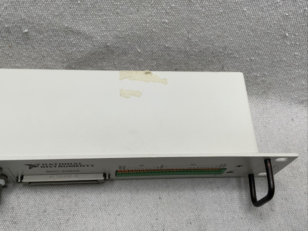 National Instruments BNC-2090A Rackmount Breakout Panel