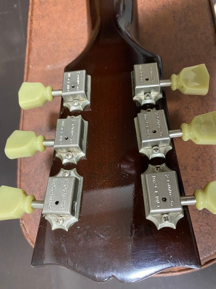 Gibson Acoustic Guitar