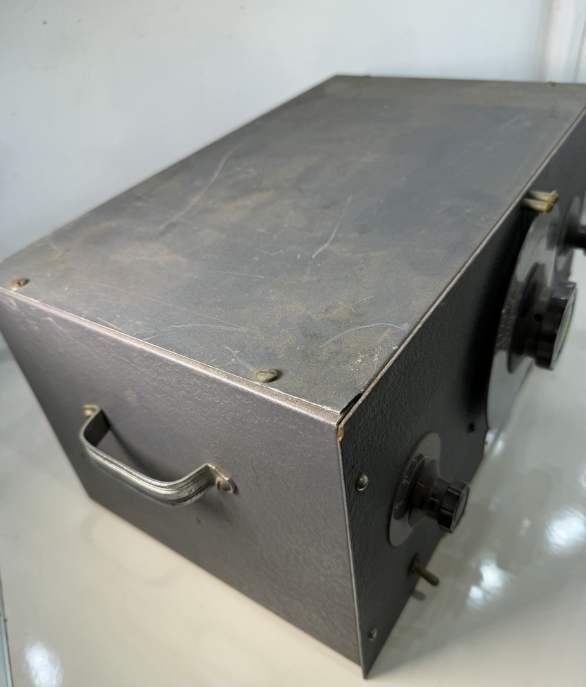 Vintage Hewlett Packard 202D Low Frequency Oscillator