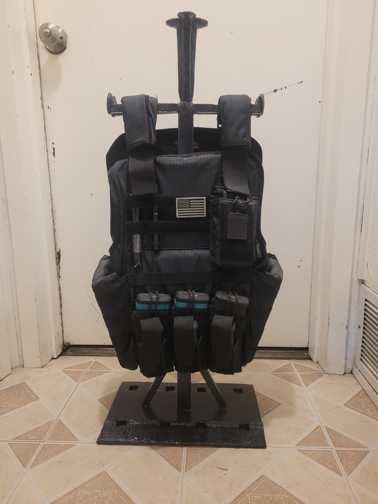 Body Armor Stand