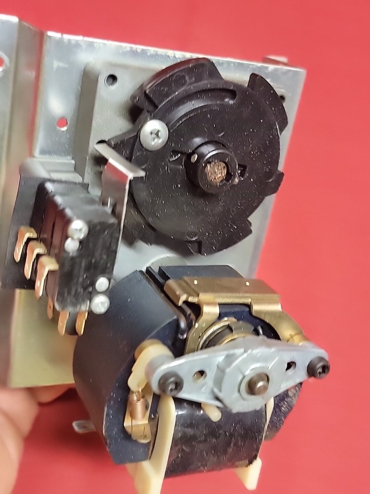 DIXIE NARCO 168 VEND MOTOR