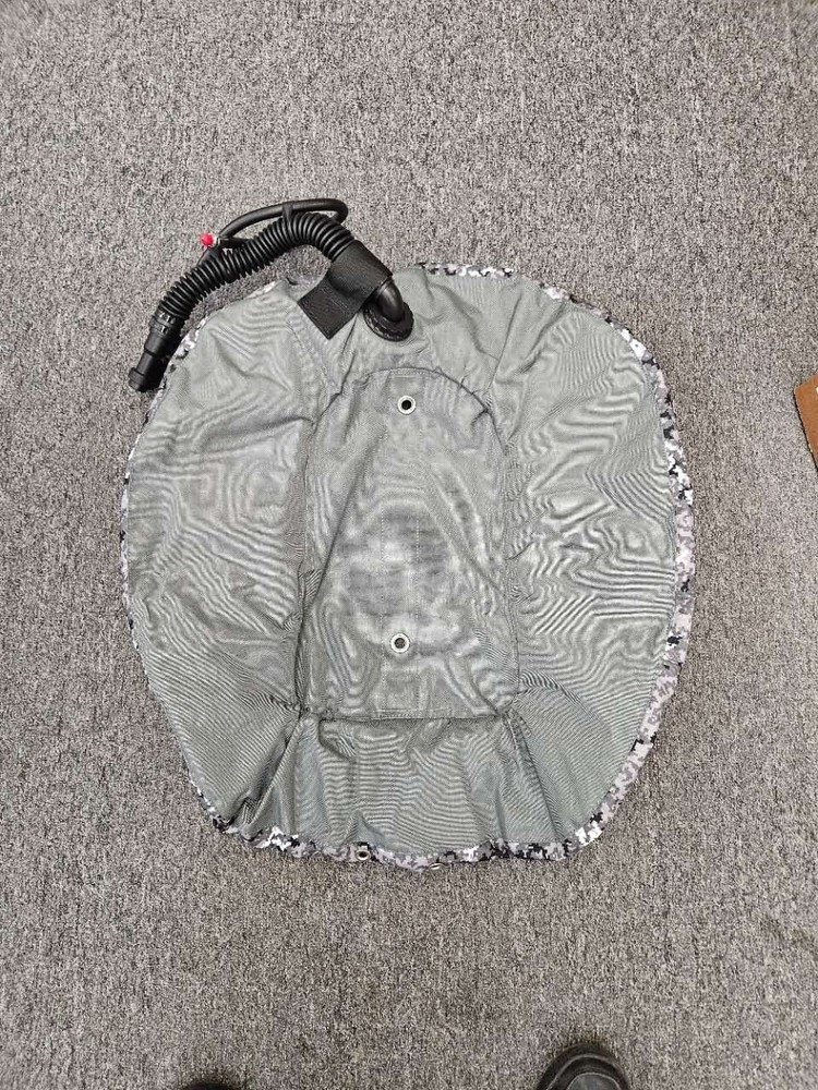 HALCYON Evolve 40-lb wing, Custom Color