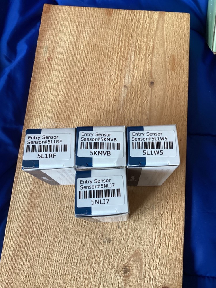 Simplisafe Entry Sensor - Lot of 4 - Unused