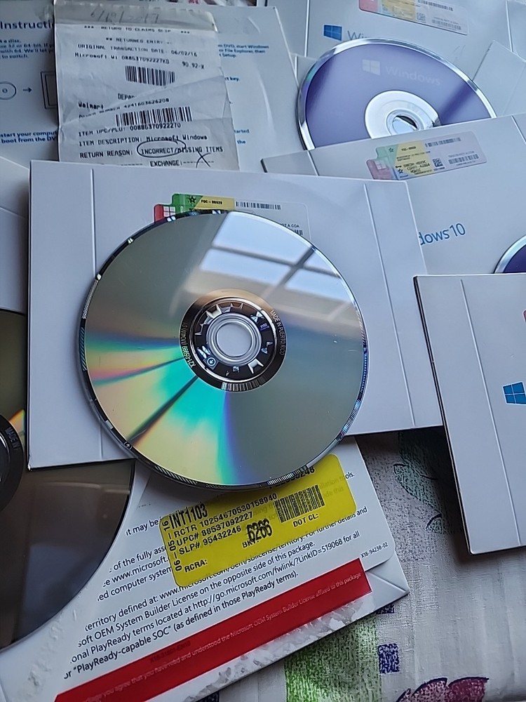 Microsoft Windows 10 Pro 64 Bit