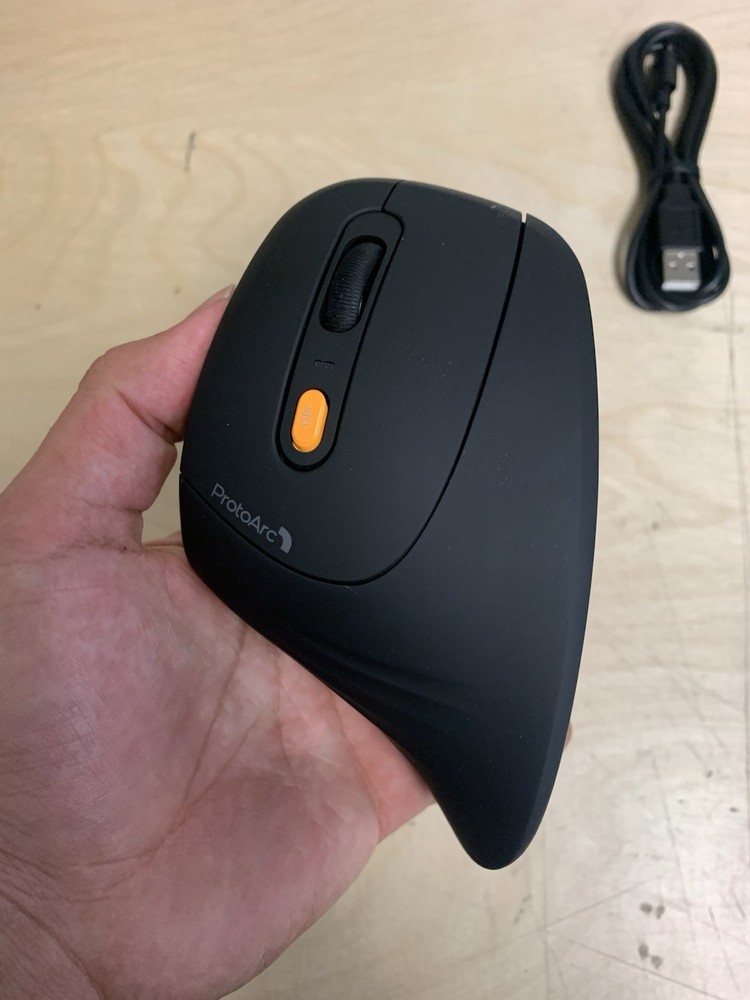 EM11 NL Rechargeable Multi- Device Ergonomic Vertical Mouse