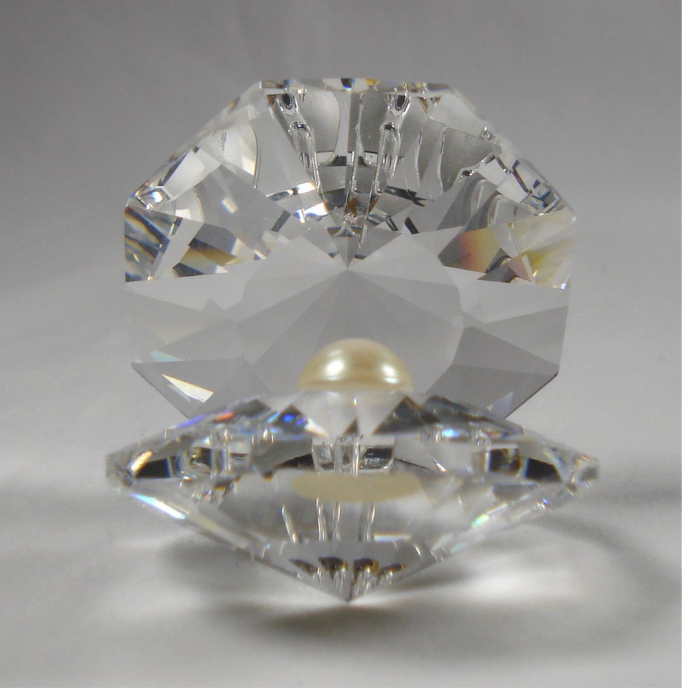 Crystal Oyster Handcrafted Using Swarovski Crystal