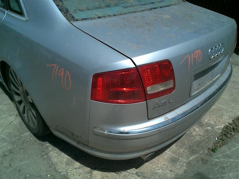 2003 - 2004 Audi A8 - Radio Receiver Module - 4E0035541