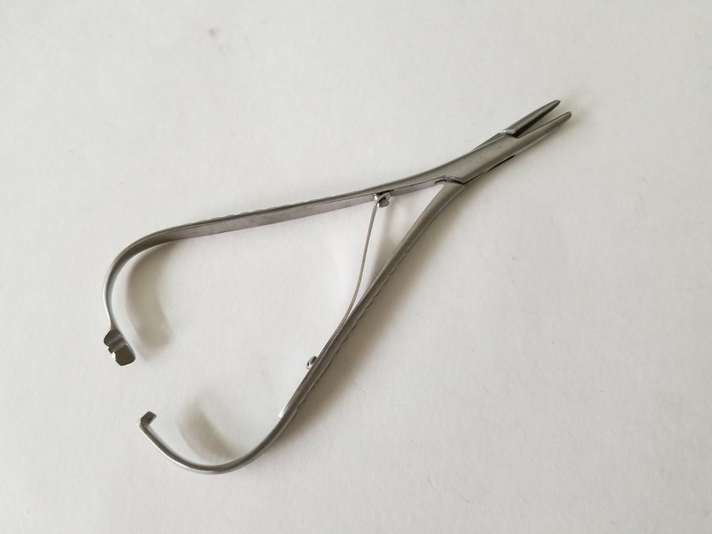 Mathieu Plier 5.5" Orthodontic Surgical Dental Instruments