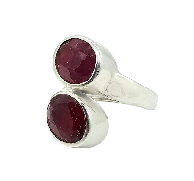 11 carat Ruby Ring, Size 8.5, 40th Anniversary Stone, Sterling Silver, July