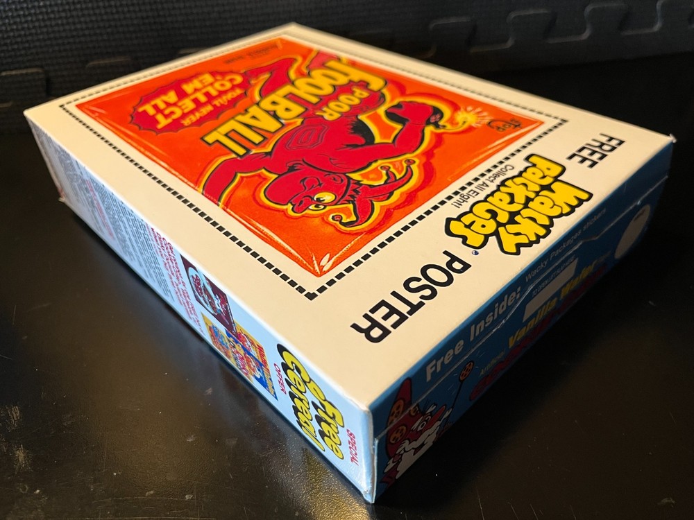 1982 Cookie Crisp (Foolball on back) - Empty custom design display box