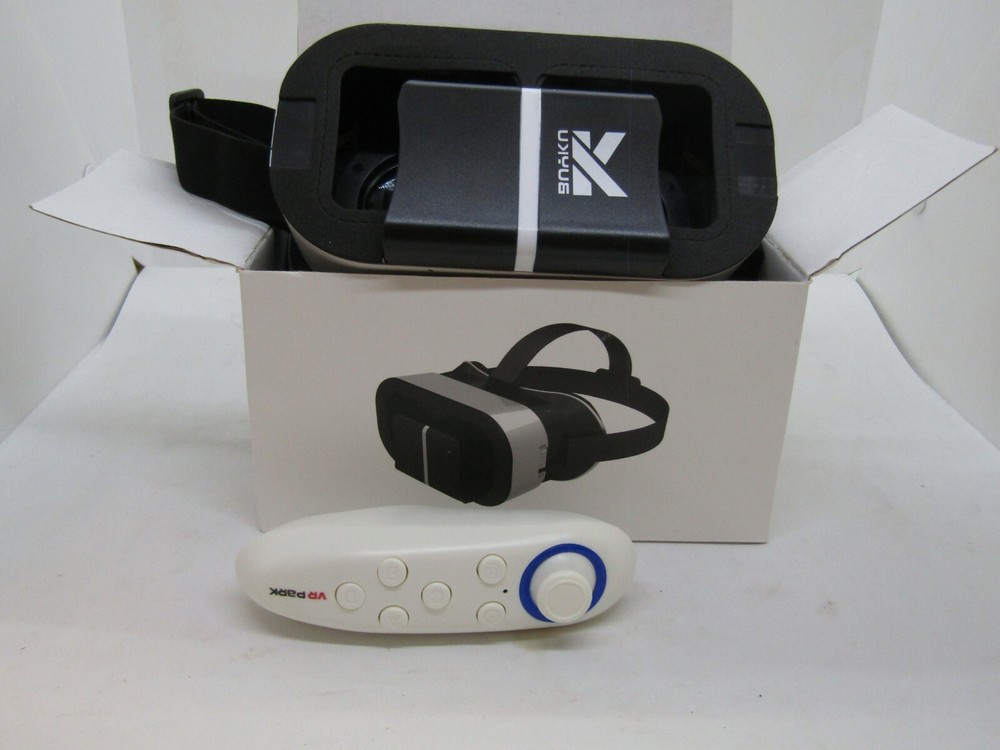 VR Park, Mobile Phone Virtual Reality Glasses with Bluetooth Remote Control.B111