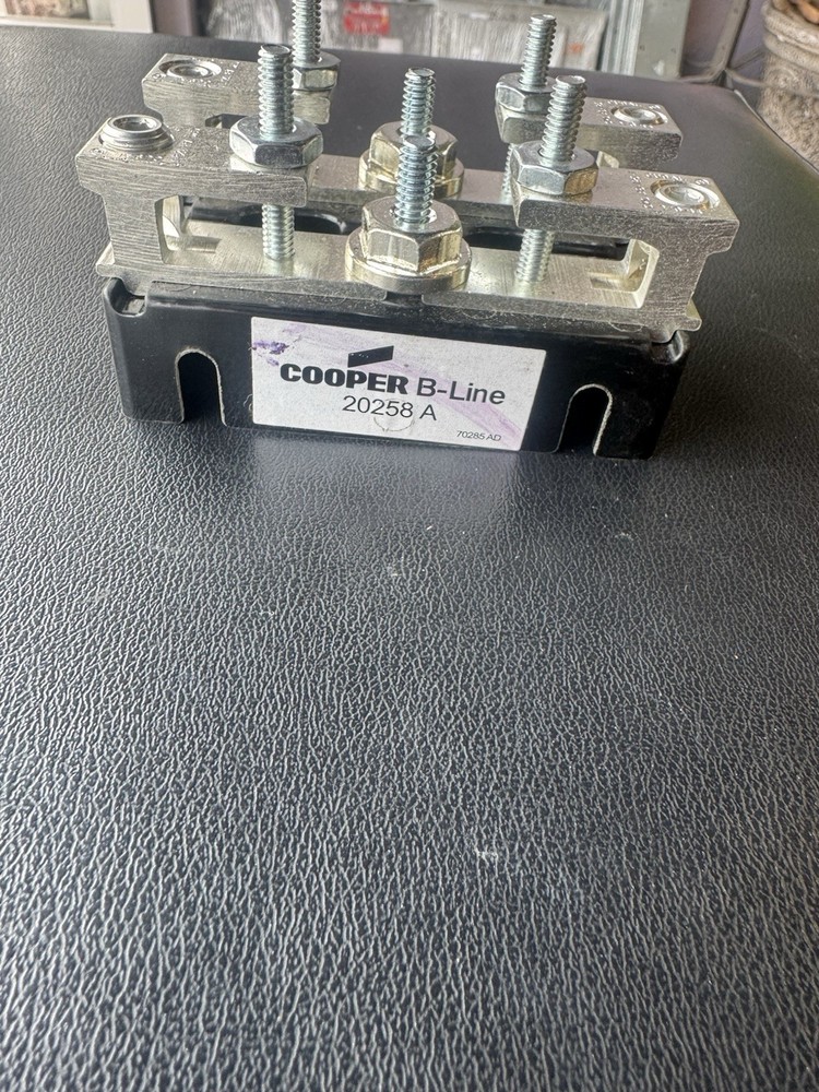COOPER B LINE 20258 A TEST BLOCK 100 AMP