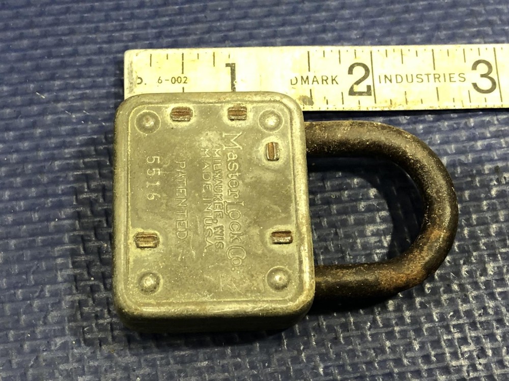 Master Lock 77 Padlock pad lock vintage masterlock lion tiger head