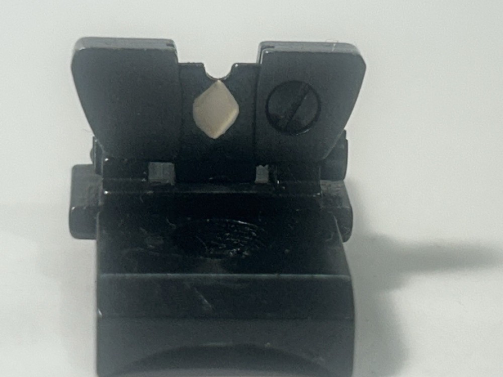 Thompson Center Arms Thunder Hawk Muzzleloader Metal Sight Set With Screws