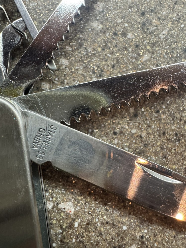 MULTIPURPOSE MULTY FUNCTION KNIFE 2 SEPARATE KNIVES