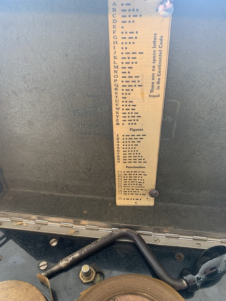 Peerless Signagraph Instructograph Morse Code Trainer RCA Institutes Crank Reel