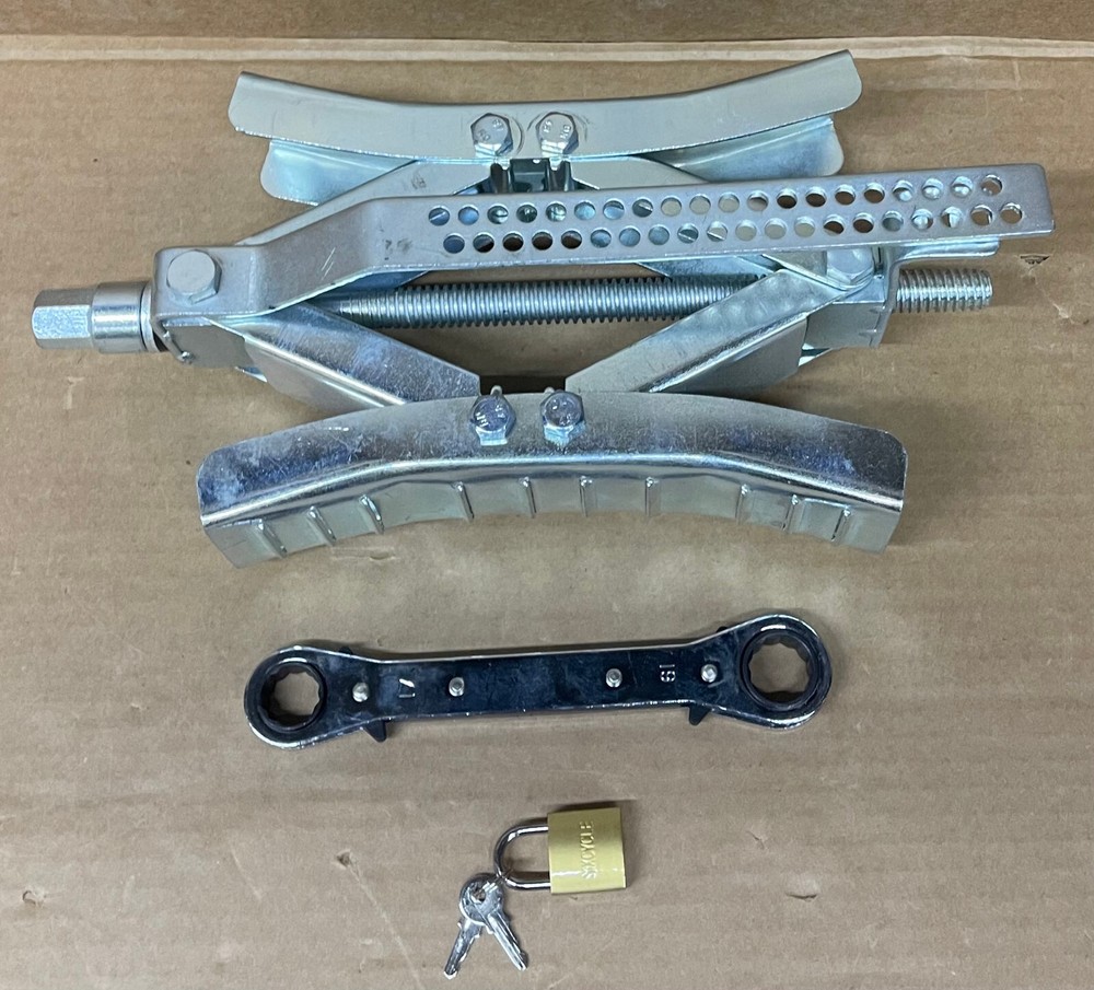 Ultra Deluxe Chock & Lock Wheel Tire Stabilizer