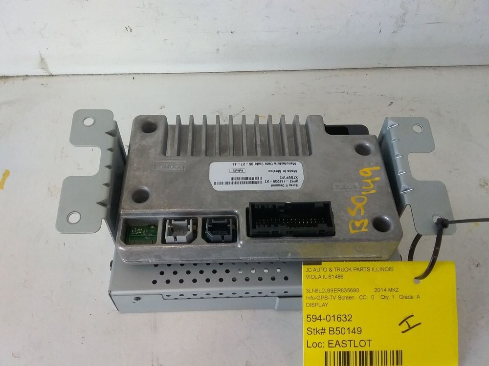 2013-2016 Lincoln MKZ Front Center Dash Screen