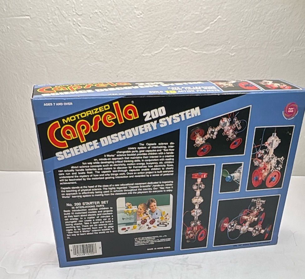Capsela 200 Motorized Science Discovery System 1990 Starter Set Boxed