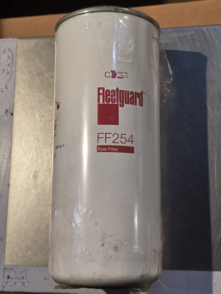 New Genuine Fleetguard FF254 Fuel Filter