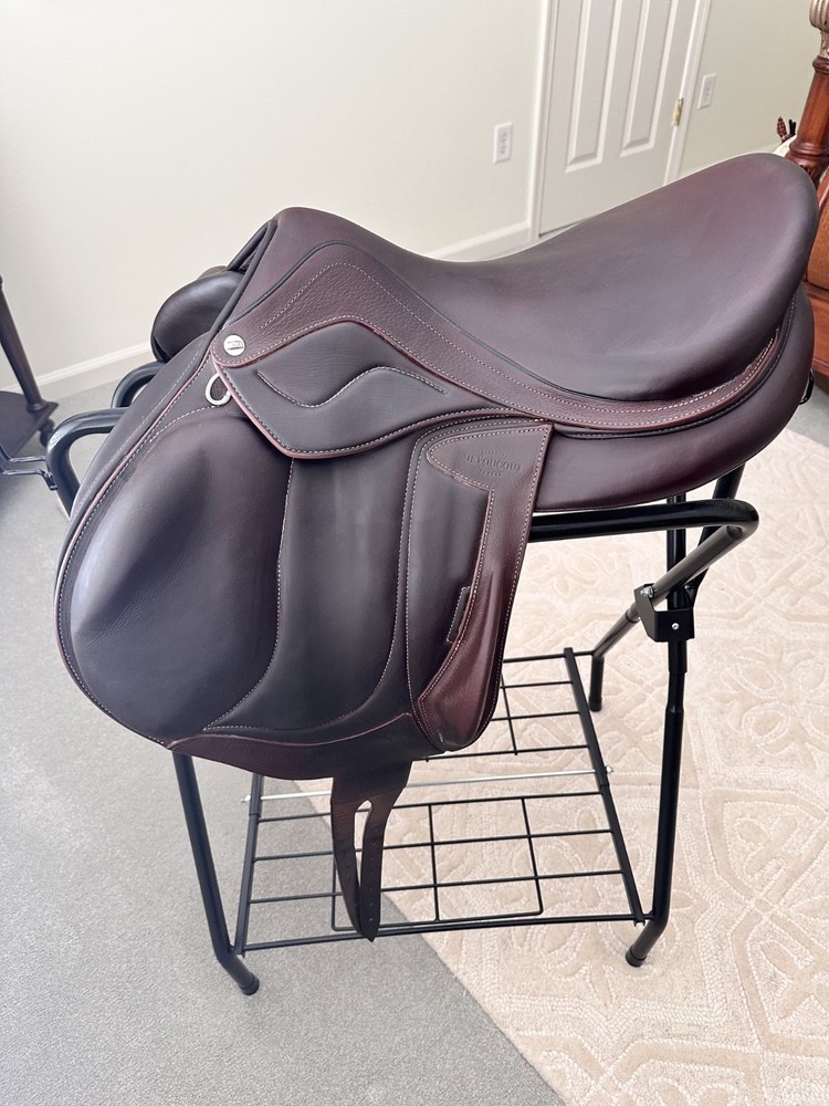 17.5 Devoucoux Chiberta Lab Saddle 2023 practically new