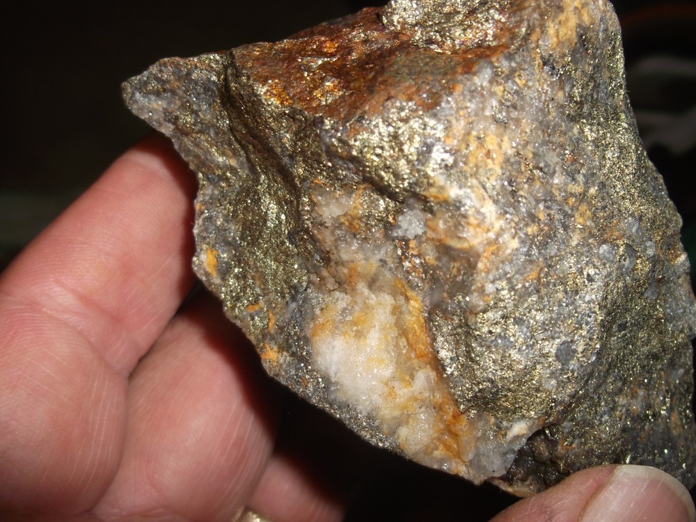 Gold, silver, copper, 318 grams samples ,ore high grade .