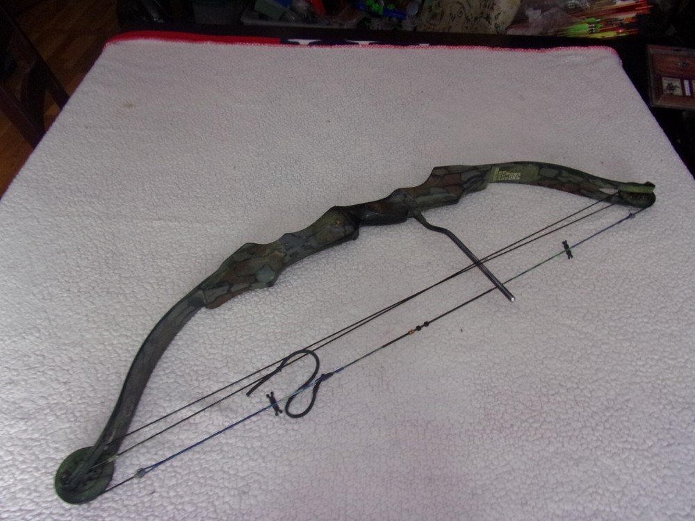 PSE Game Sport Compound Bow