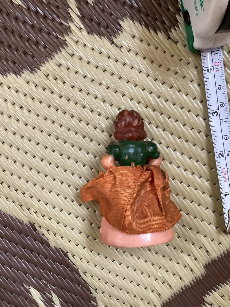 Vintage Antique Hard Plastic Lady Bust Spool String Pull Toy