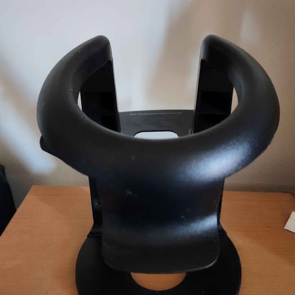 Universal VR Headset Display Stand & Controller Holder Station for Meta Quest