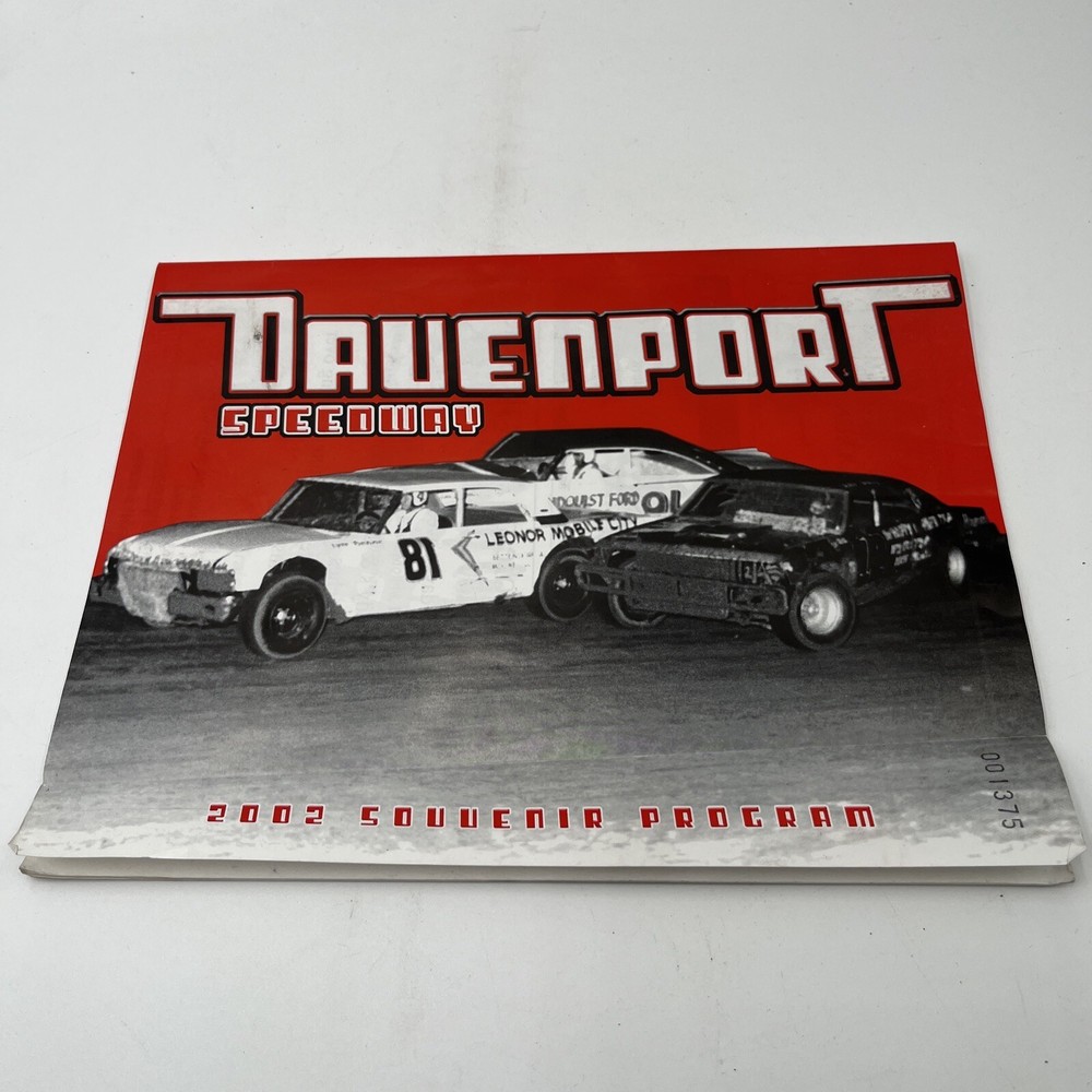 Davenport Speedway Souvenir Racing Program 2002 Featuring 2001 points And Pics