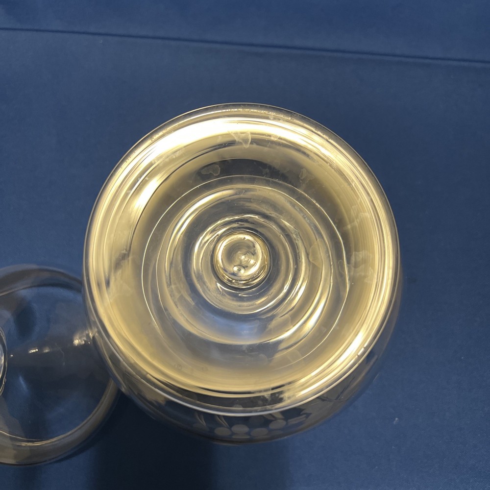 Vintage Leaf & Grape Pattern Etched Candy Dish With Lid 7.5”