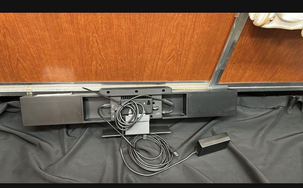 Poly Studio USB Video Bar – 4K Conference Camera & Audio System