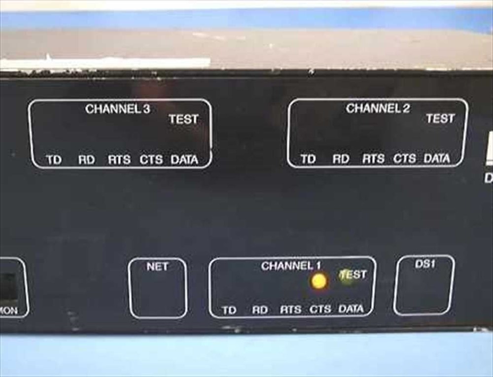 Digital Link DL100 Encore T1 Digital Service Data Multiplexer - Powers On -