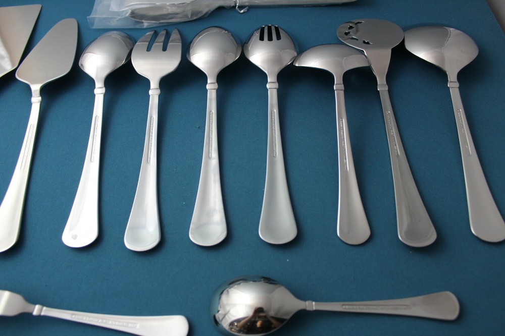 Reed & Barton MENDON Serving (12pc Set) Tablespoon Fork Pierced 18/10 China NEW
