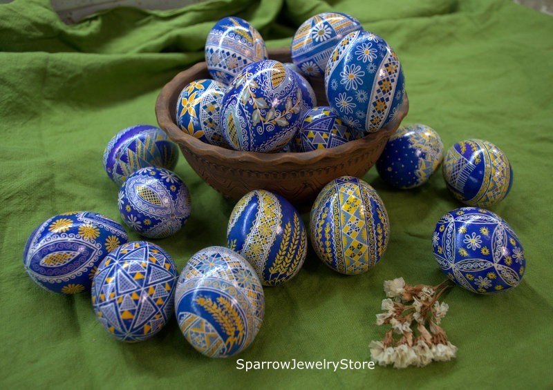 Handmade Easter eggs Easter ornaments Handpainted Easter decor Ukraine Pysanka