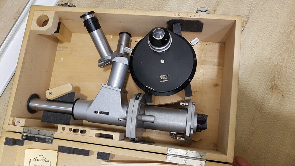 REICHERT AUSTRIA SIGHT MICROSCOPE WITH BOX UNUSED