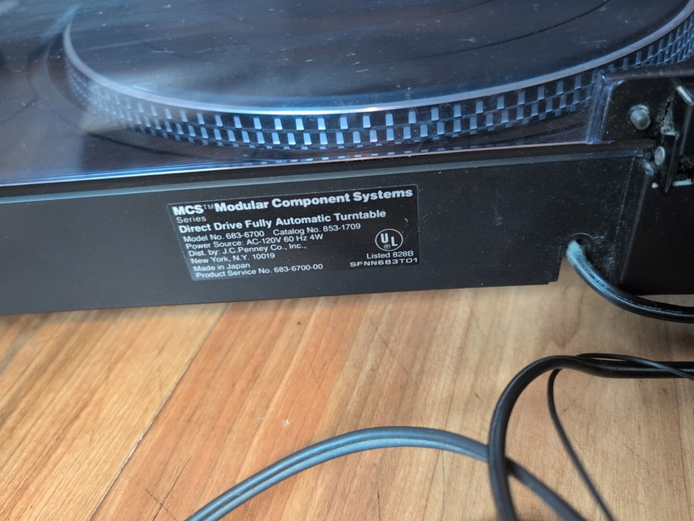 MCS 6700 (Technics) DIRECT DRIVE TURNTABLE - Gorgeous Condition!