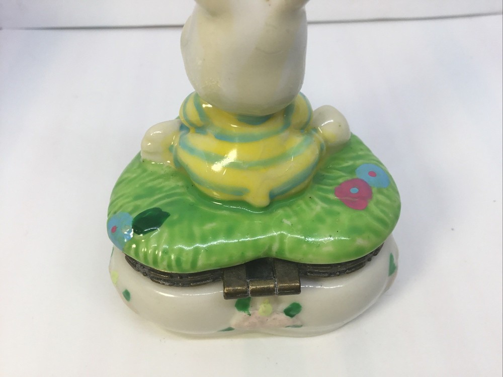 Easter Heart Shaped Bunny Trinket Box