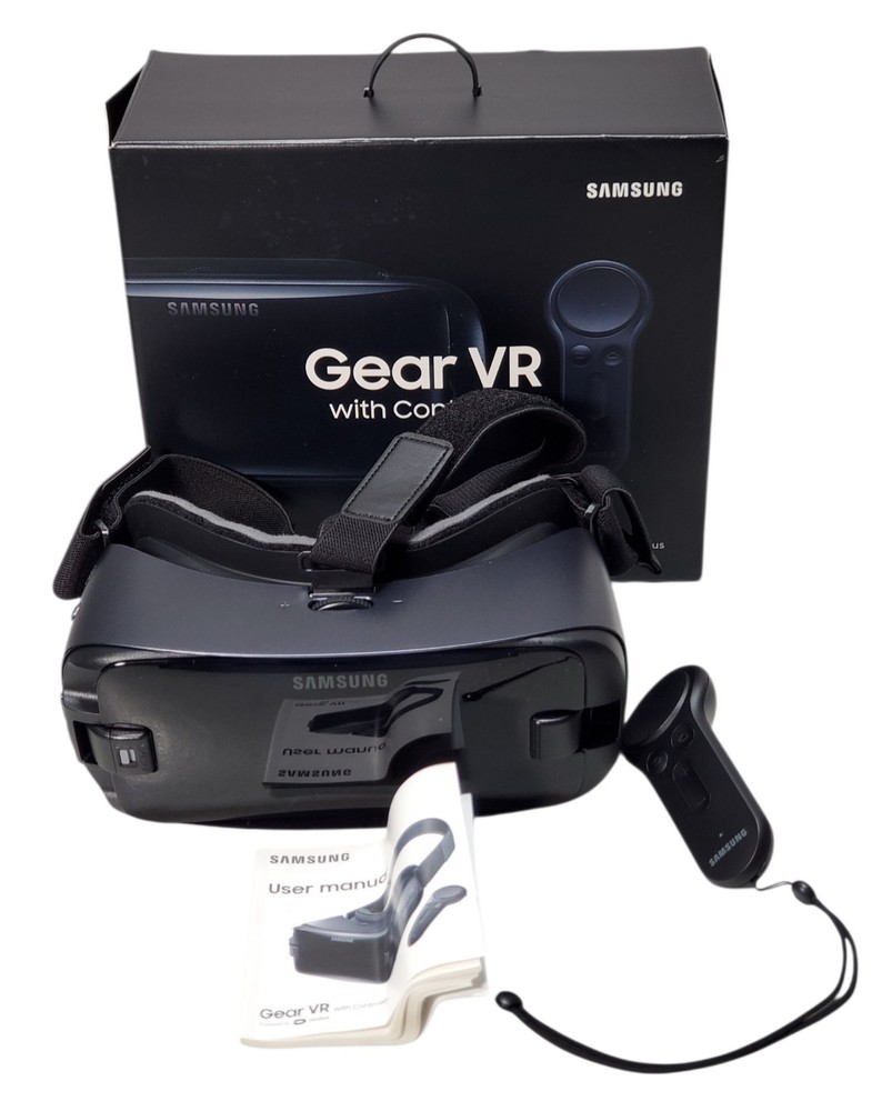 Samsung Gear VR with Controller Powered by Oculus with Original Box SM-R324