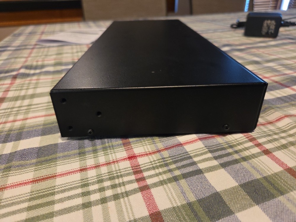 CHANNEL PLUS Linear SVM-22 2-Channel RF Modulator with AC Adaptor