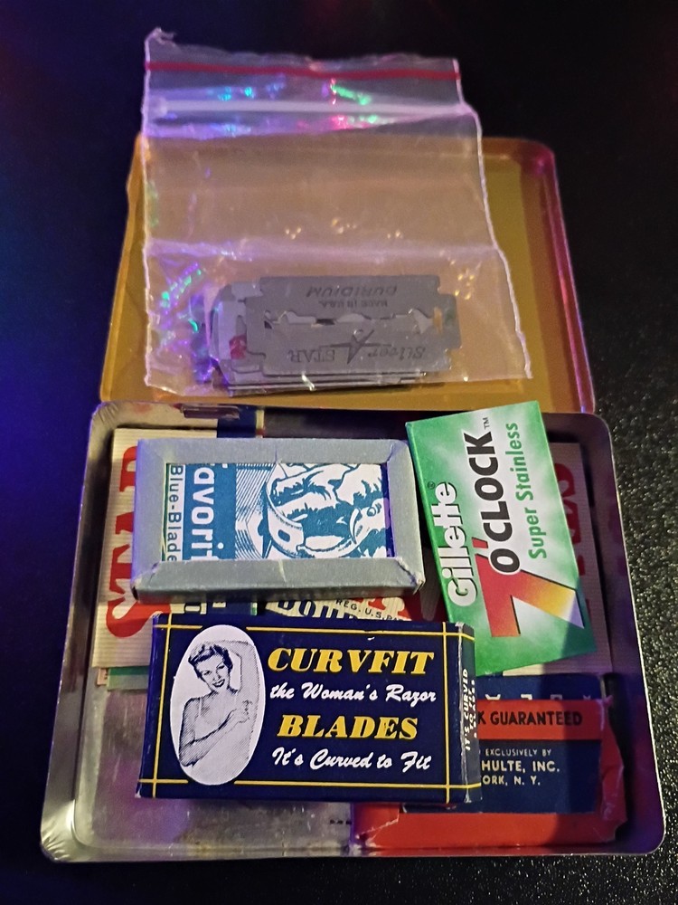 Vintage Razor Blades JS617