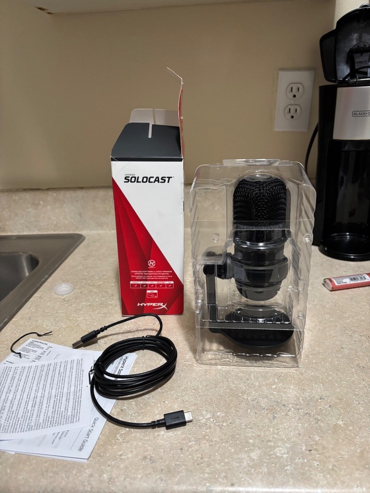 HyperX SoloCast USB Gaming Microphone - Black (4P5P8AA)