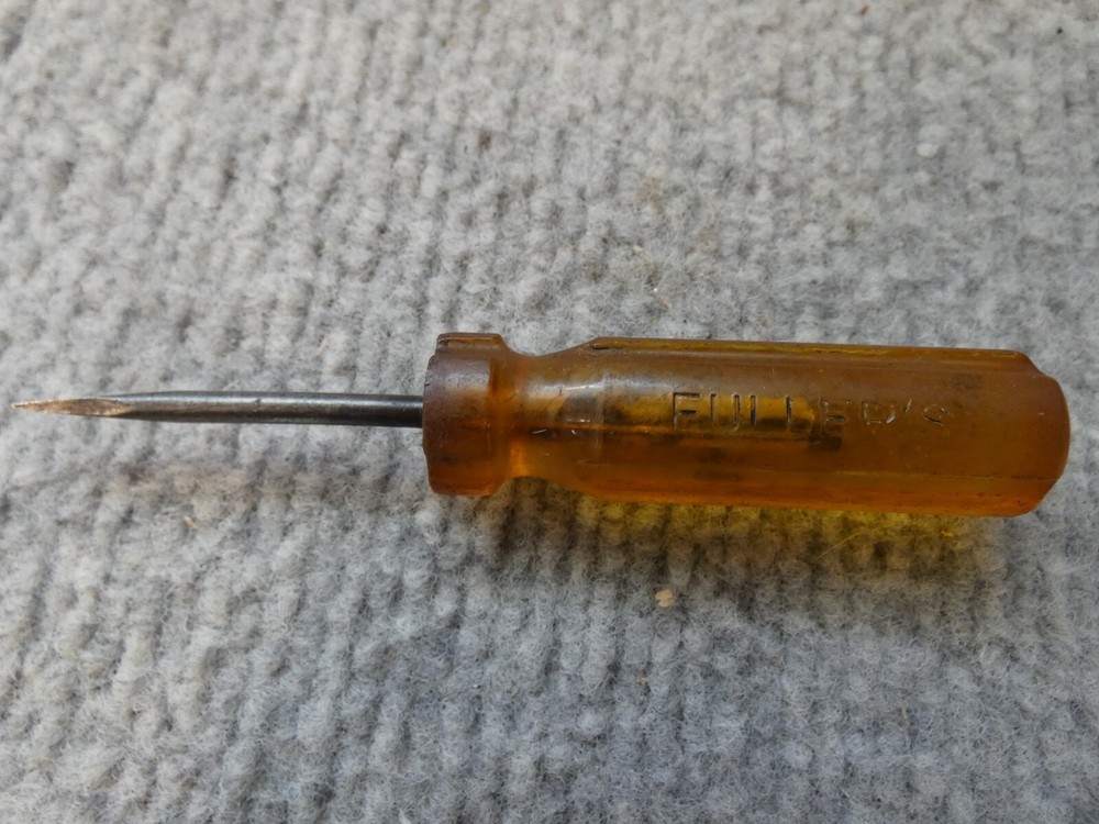 FULLER'S SMALL FLATHEAD SLOTTED REGULAR SCREWDRIVER 3 3/4 INCH